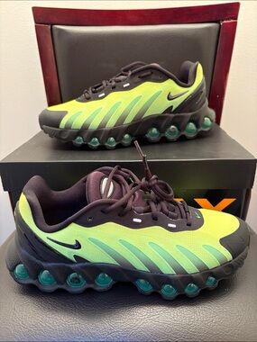 New Nike Airmax Air Max DN8 AMD Kids Neon Green and Black Sneakers Size 6Y